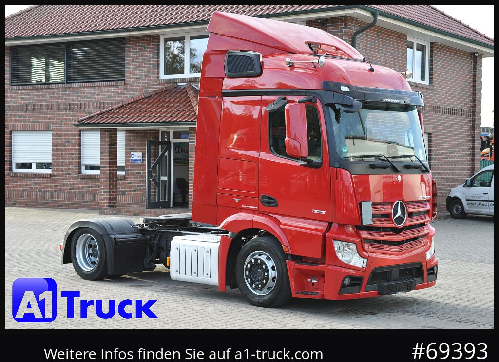 MERCEDES-BENZ Actros 1832, Lowliner, 1 Vorbesitzer - 트랙터 유닛 : 사진 1 MERCEDES-BENZ Actros 1832, Lowliner, 1 Vorbesitzer - 트랙터 유닛 : 사진 1
