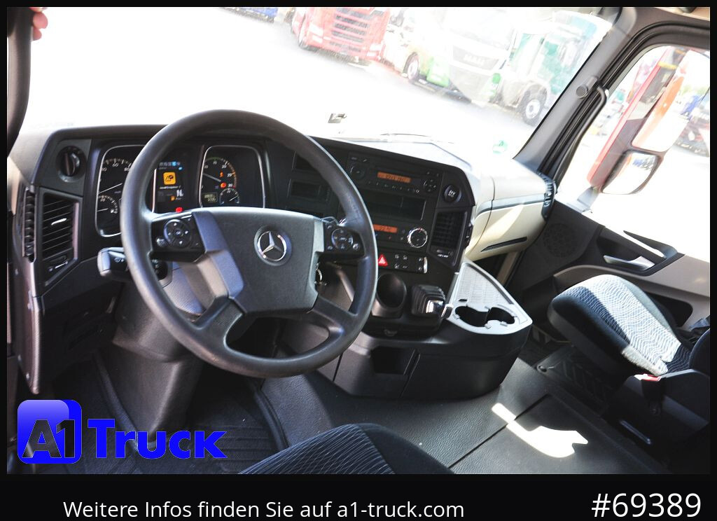 MERCEDES-BENZ Actros 1832, Lowliner, 1 Vorbesitzer - 트랙터 유닛 : 사진 4 MERCEDES-BENZ Actros 1832, Lowliner, 1 Vorbesitzer - 트랙터 유닛 : 사진 4