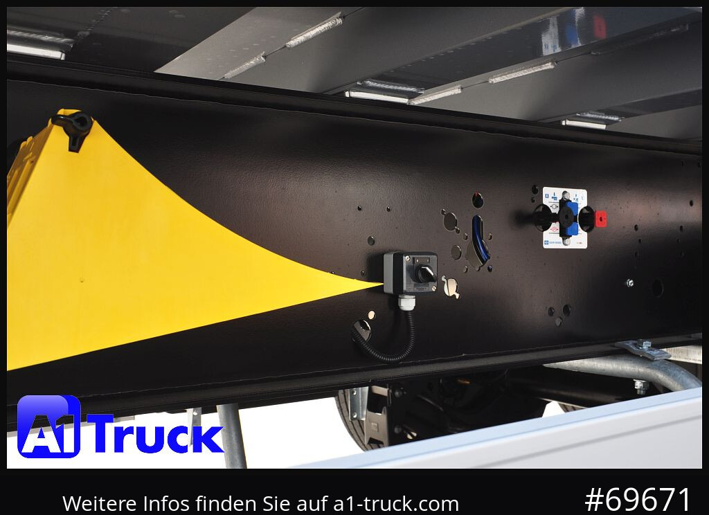 REISCH RHKS, Alu-Kippmulde 52m³, Kombitüren, Alufelgen, Liftachse, - 덤프 세미 트레일러 : 사진 5 REISCH RHKS, Alu-Kippmulde 52m³, Kombitüren, Alufelgen, Liftachse, - 덤프 세미 트레일러 : 사진 5