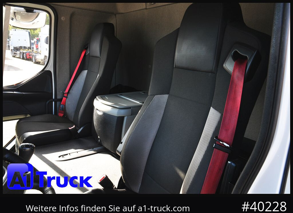 RENAULT D 280,  4x2, Ladebordwand, LBW, TÜV 06/2026 - 커튼사이더 트럭 : 사진 3 RENAULT D 280,  4x2, Ladebordwand, LBW, TÜV 06/2026 - 커튼사이더 트럭 : 사진 3