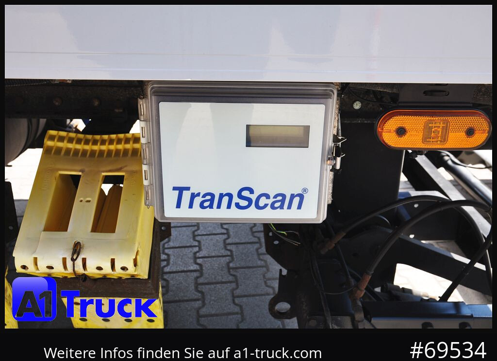 SCHMITZ ZKO 18 Tandem Carrier 850 U durchladbar - 냉동 트레일러 : 사진 4 SCHMITZ ZKO 18 Tandem Carrier 850 U durchladbar - 냉동 트레일러 : 사진 4