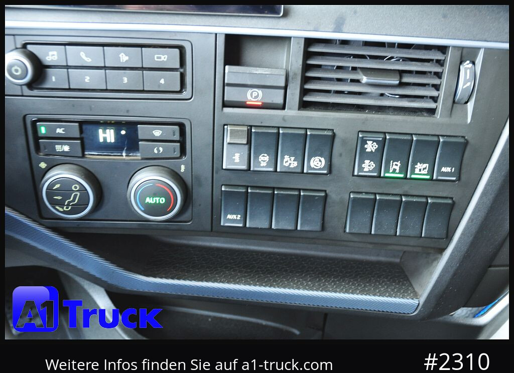 VOLVO FH 460 XL LNG Leder Navi Standlklima - 트랙터 유닛 : 사진 3 VOLVO FH 460 XL LNG Leder Navi Standlklima - 트랙터 유닛 : 사진 3