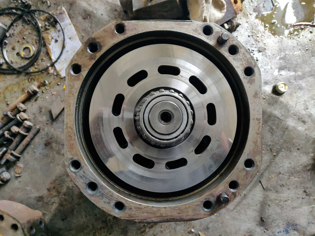 Caterpillar 225 MOTORE IDRAULICO ROTAZIONE - 유압 모터 건설기계 용 : 사진 3 Caterpillar 225 MOTORE IDRAULICO ROTAZIONE - 유압 모터 건설기계 용 : 사진 3