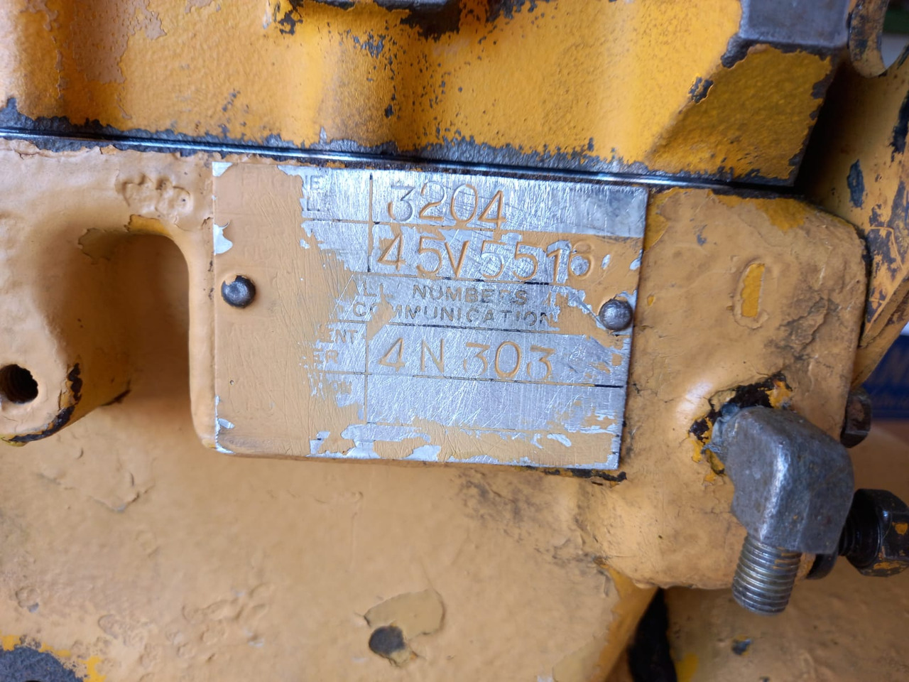 Caterpillar 3204 MOTORE REVISIONATO - 엔진 및 부품 건설기계 용 : 사진 4 Caterpillar 3204 MOTORE REVISIONATO - 엔진 및 부품 건설기계 용 : 사진 4