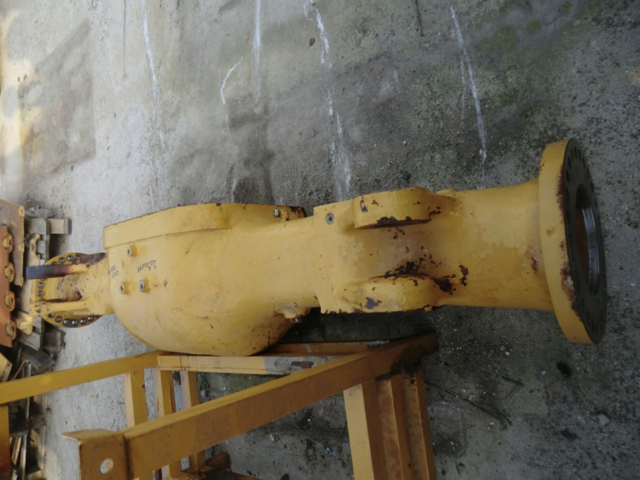 Caterpillar 735 ALLOGGIAMENTO ASSALE ANTERIORE - 변속기 건설기계 용 : 사진 3 Caterpillar 735 ALLOGGIAMENTO ASSALE ANTERIORE - 변속기 건설기계 용 : 사진 3