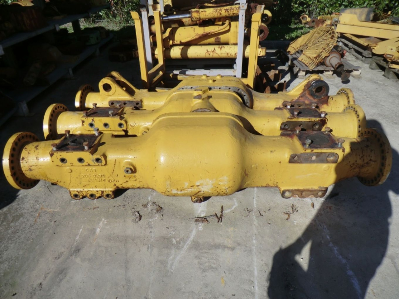 Caterpillar 735 ALLOGGIAMENTO ASSALE POSTERIORE - 뒷 차축 건설기계 용 : 사진 2 Caterpillar 735 ALLOGGIAMENTO ASSALE POSTERIORE - 뒷 차축 건설기계 용 : 사진 2