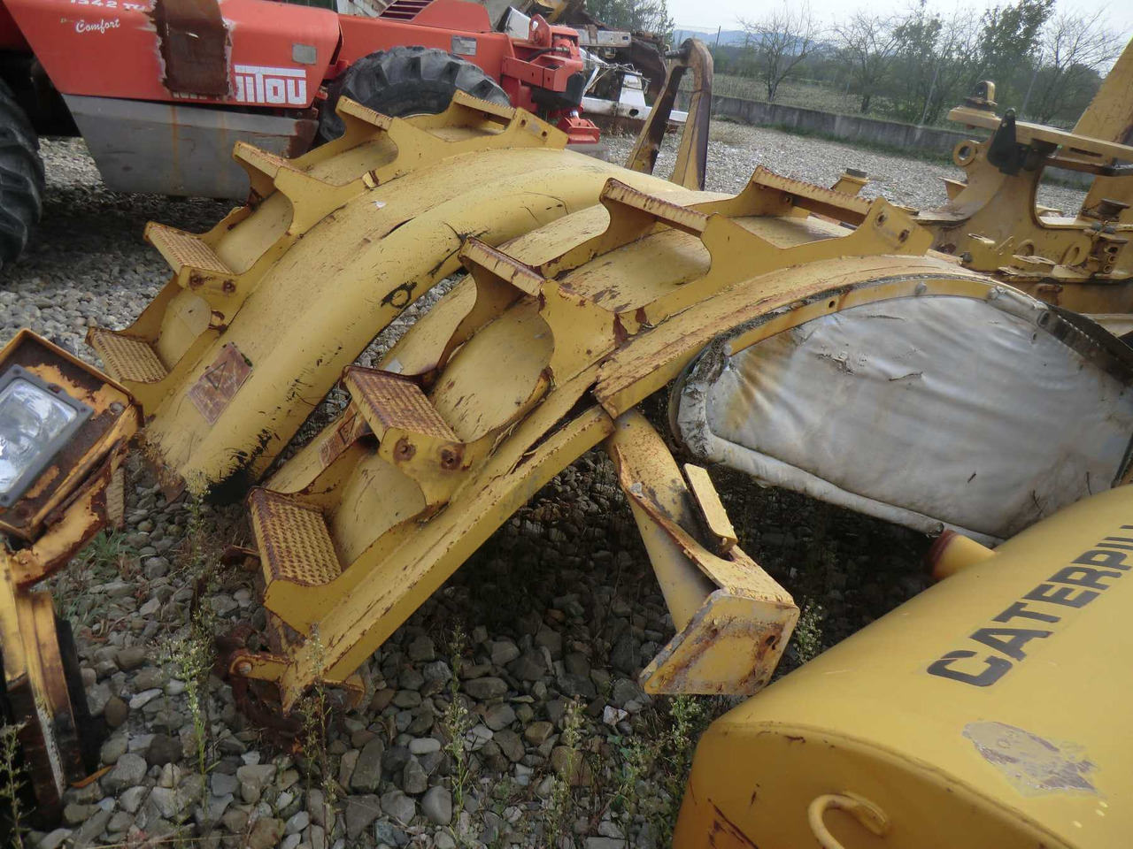 Caterpillar 735 Parafango anteriore destro e sinistro. - 펜더 건설기계 용 : 사진 5 Caterpillar 735 Parafango anteriore destro e sinistro. - 펜더 건설기계 용 : 사진 5
