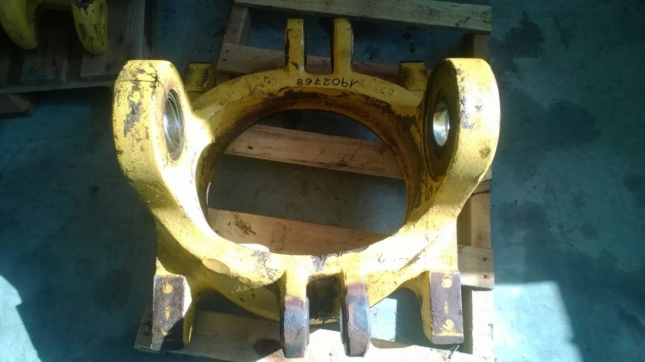 Caterpillar 735 Supporto perno snodo centrale - 보디 및 외관 건설기계 용 : 사진 1 Caterpillar 735 Supporto perno snodo centrale - 보디 및 외관 건설기계 용 : 사진 1