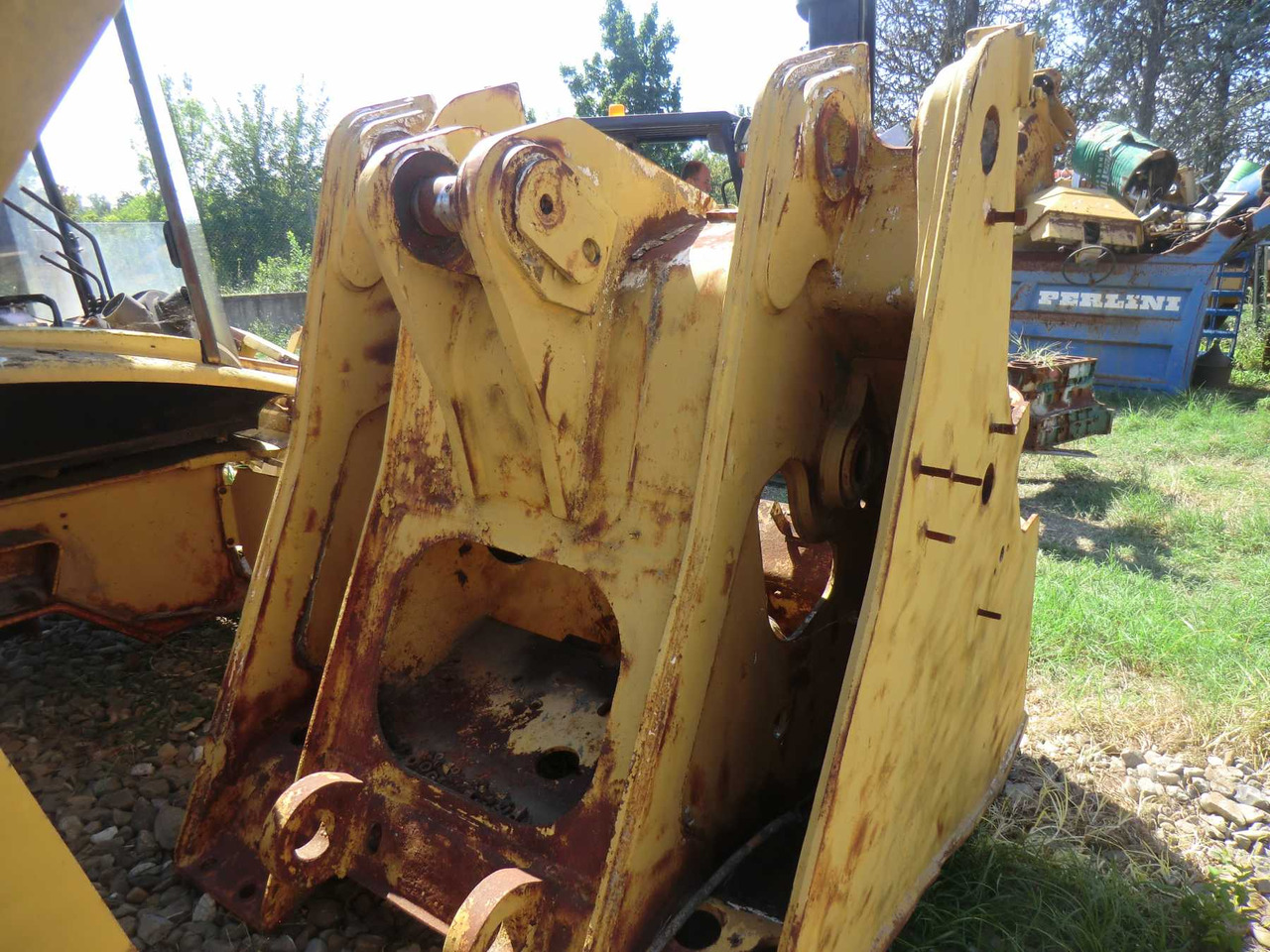 Caterpillar 963D COFANO ANTERIORE - 차양 건설기계 용 : 사진 4 Caterpillar 963D COFANO ANTERIORE - 차양 건설기계 용 : 사진 4