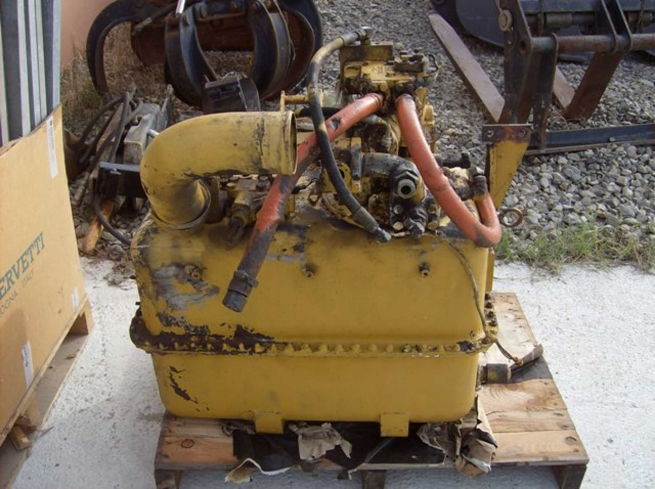 Caterpillar 966F II SERBATOIO - 보디 및 외관 건설기계 용 : 사진 2 Caterpillar 966F II SERBATOIO - 보디 및 외관 건설기계 용 : 사진 2