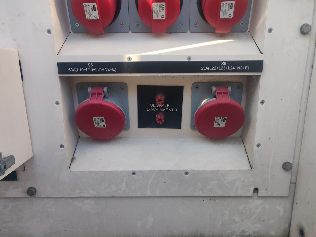 Caterpillar Olympian XQE200 - 발전기 세트 : 사진 4 Caterpillar Olympian XQE200 - 발전기 세트 : 사진 4