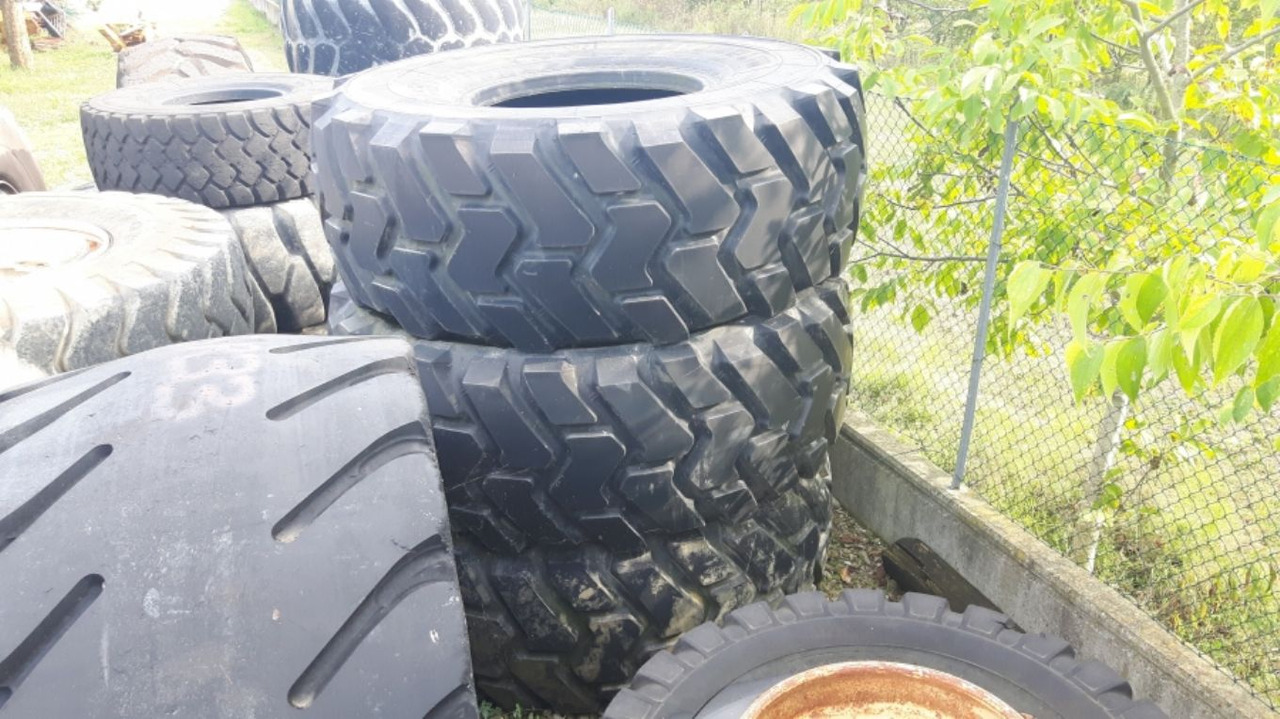 MICHELIN 29/5R35 Pneumatici 29.5R35 in buone condizioni - 타이어 건설기계 용 : 사진 2 MICHELIN 29/5R35 Pneumatici 29.5R35 in buone condizioni - 타이어 건설기계 용 : 사진 2