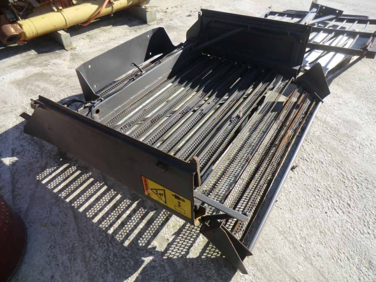 VOLVO L330E GRIGLIA - 그릴 건설기계 용 : 사진 3 VOLVO L330E GRIGLIA - 그릴 건설기계 용 : 사진 3