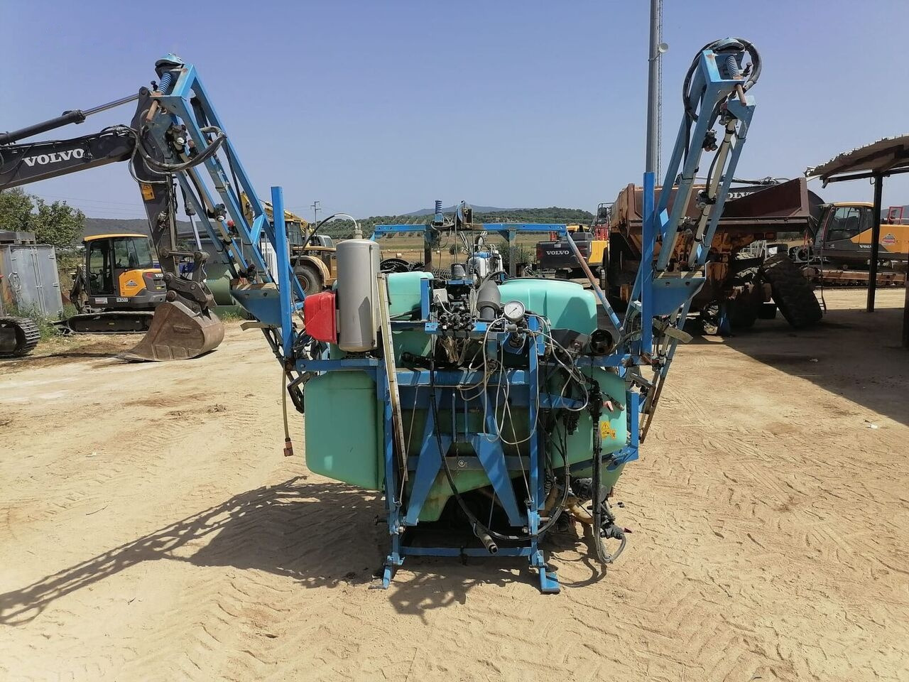 Berthoud MACK10 - 트랙터 탑재 스프레이 : 사진 2 Berthoud MACK10 - 트랙터 탑재 스프레이 : 사진 2