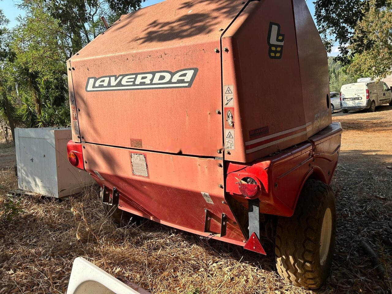 Laverda FB 12.15 - 원형 베일러 : 사진 3 Laverda FB 12.15 - 원형 베일러 : 사진 3