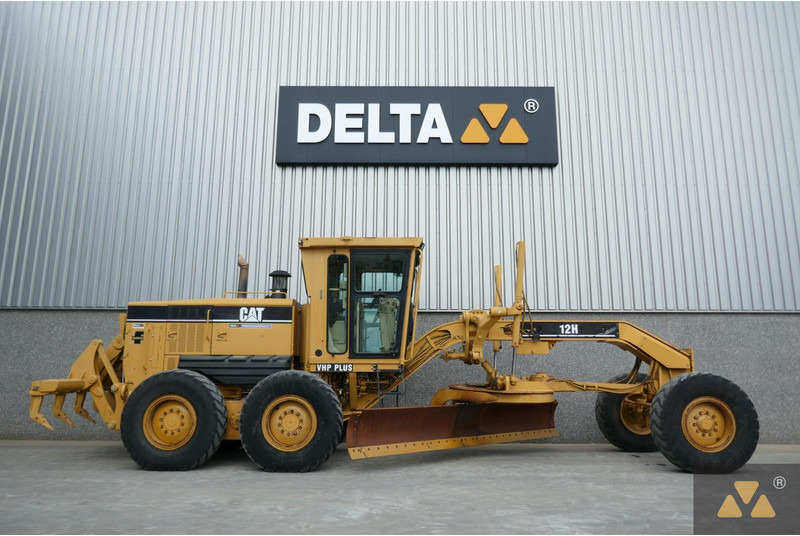 Caterpillar 12H - 그레이더 : 사진 2 Caterpillar 12H - 그레이더 : 사진 2