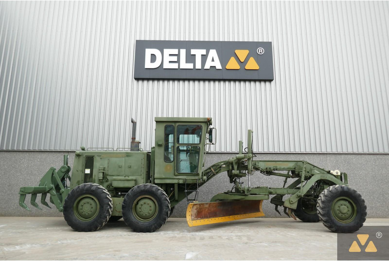Caterpillar 130G Ex-army - 그레이더 : 사진 2 Caterpillar 130G Ex-army - 그레이더 : 사진 2