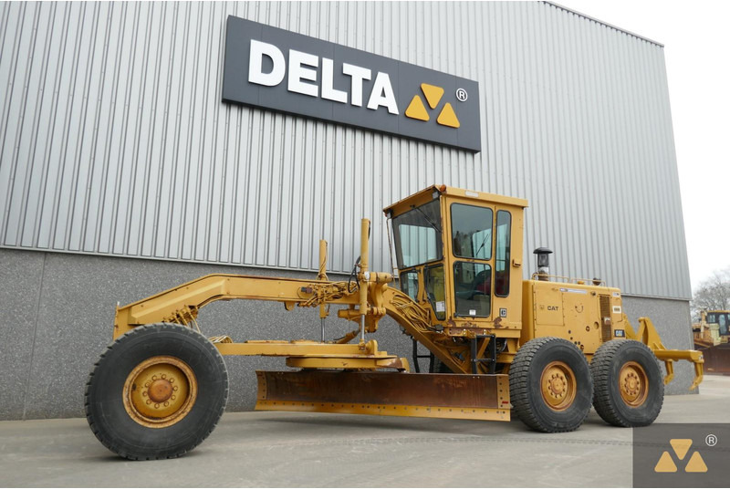 Caterpillar 130G - 그레이더 : 사진 4 Caterpillar 130G - 그레이더 : 사진 4