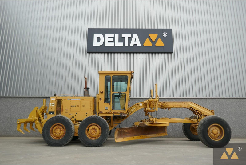 Caterpillar 130G - 그레이더 : 사진 2 Caterpillar 130G - 그레이더 : 사진 2