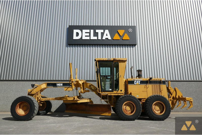 Caterpillar 140H - 그레이더 : 사진 1 Caterpillar 140H - 그레이더 : 사진 1