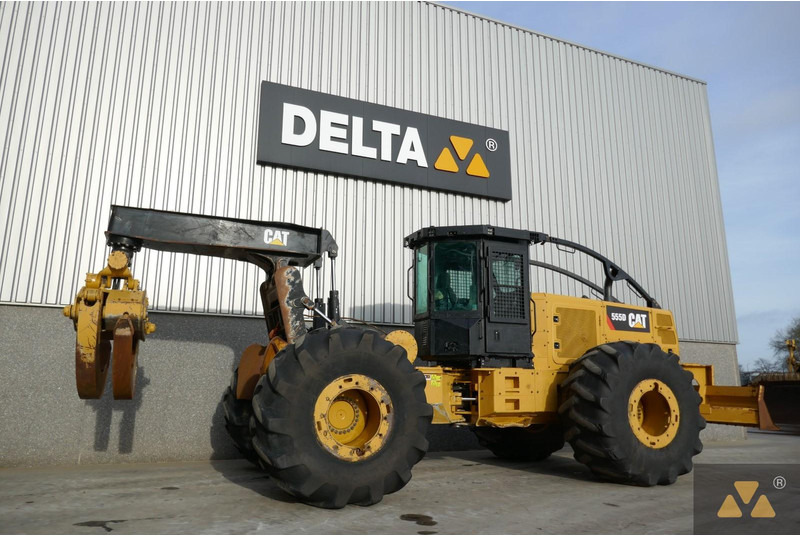 Caterpillar 555D - 산림용 장비 : 사진 5 Caterpillar 555D - 산림용 장비 : 사진 5