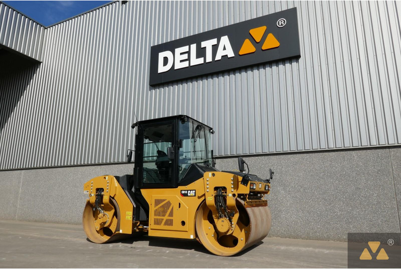 Caterpillar CB10 - 롤러 : 사진 3 Caterpillar CB10 - 롤러 : 사진 3