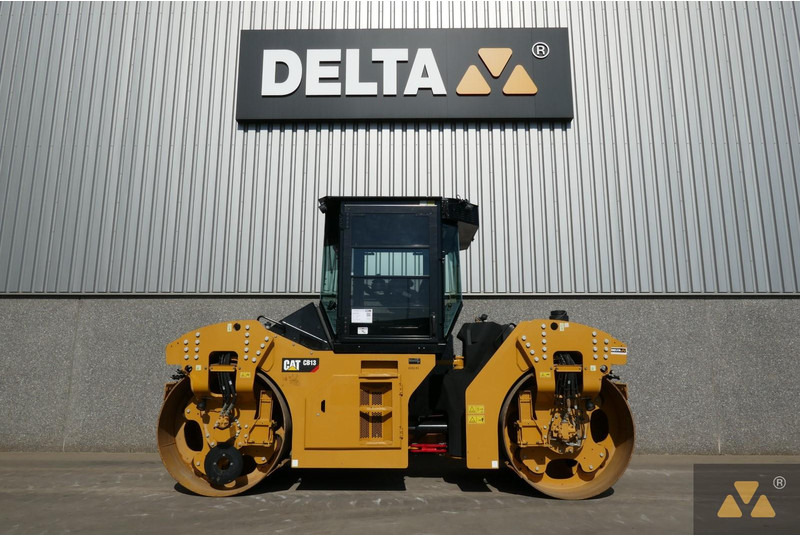 Caterpillar CB13 - 롤러 : 사진 1 Caterpillar CB13 - 롤러 : 사진 1