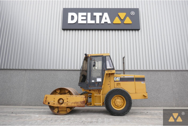 Caterpillar CS433C - 롤러 : 사진 1 Caterpillar CS433C - 롤러 : 사진 1
