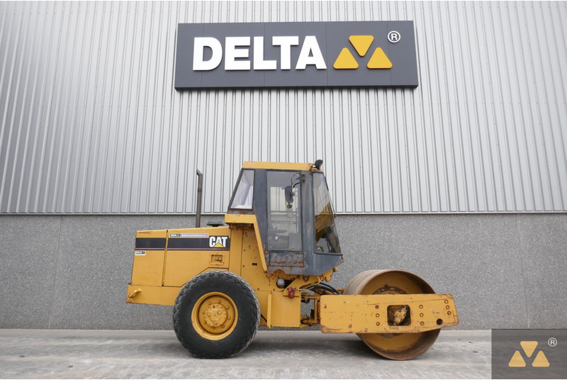 Caterpillar CS433C - 롤러 : 사진 2 Caterpillar CS433C - 롤러 : 사진 2