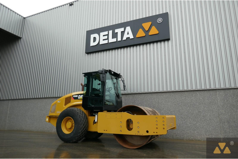 Caterpillar CS68B - 롤러 : 사진 3 Caterpillar CS68B - 롤러 : 사진 3