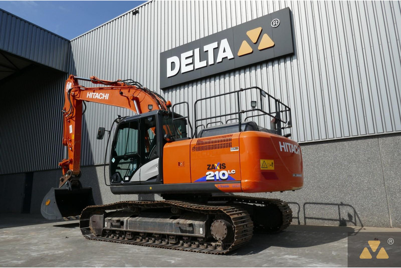 Hitachi ZX210LC-6 - 크롤러 굴삭기 : 사진 4 Hitachi ZX210LC-6 - 크롤러 굴삭기 : 사진 4