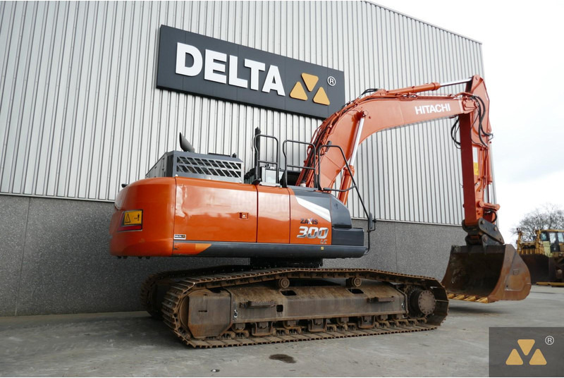 Hitachi ZX300LC-7 - 크롤러 굴삭기 : 사진 5 Hitachi ZX300LC-7 - 크롤러 굴삭기 : 사진 5