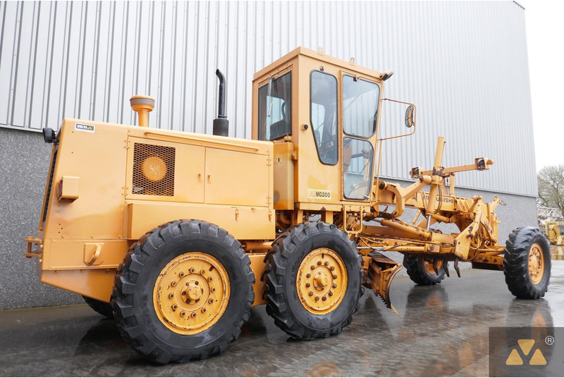 Mitsubishi MG300 - 그레이더 : 사진 5 Mitsubishi MG300 - 그레이더 : 사진 5