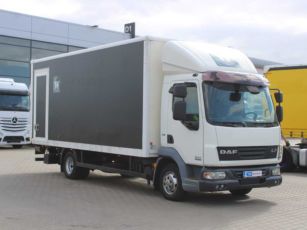 DAF FA 45.160, INDEPENDENT AIR CONDITIONING, HYDRAULIC FRONT - 박스 트럭 : 사진 3 DAF FA 45.160, INDEPENDENT AIR CONDITIONING, HYDRAULIC FRONT - 박스 트럭 : 사진 3