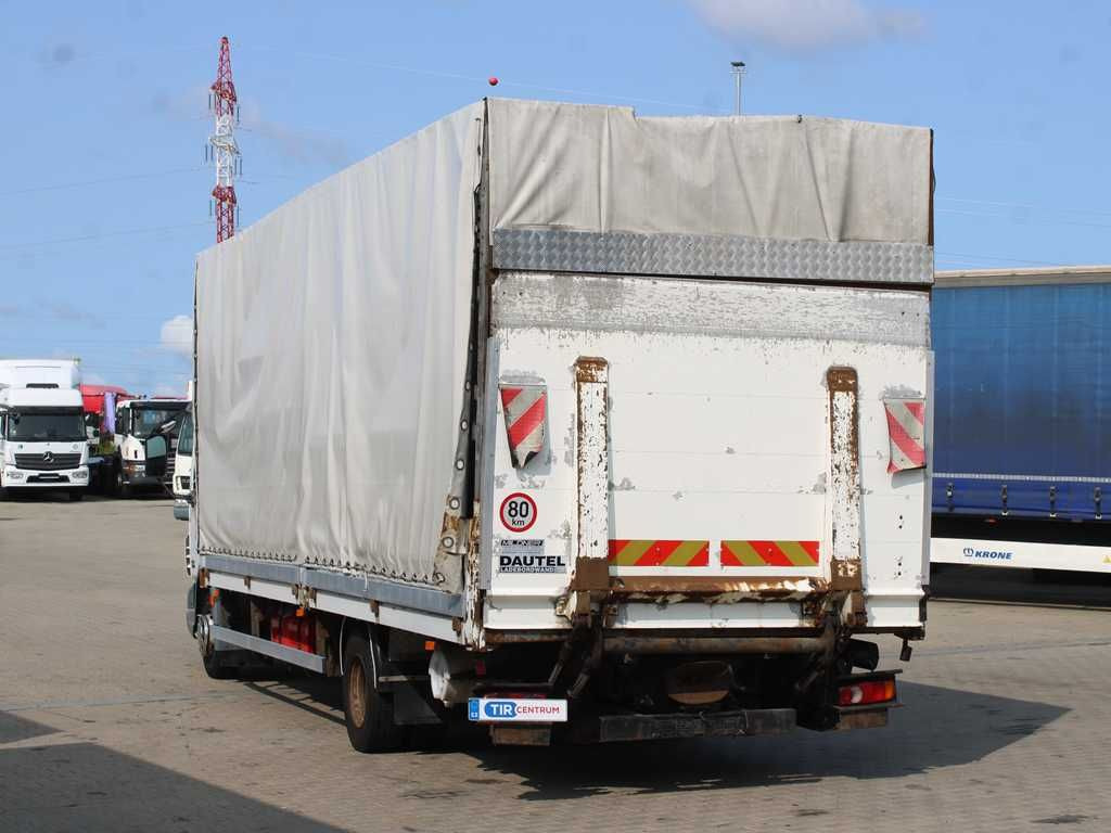 DAF FA LF 45.220, EURO 3, SIDEWALLS, TAIL LIFT - 커튼사이더 트럭 : 사진 4 DAF FA LF 45.220, EURO 3, SIDEWALLS, TAIL LIFT - 커튼사이더 트럭 : 사진 4