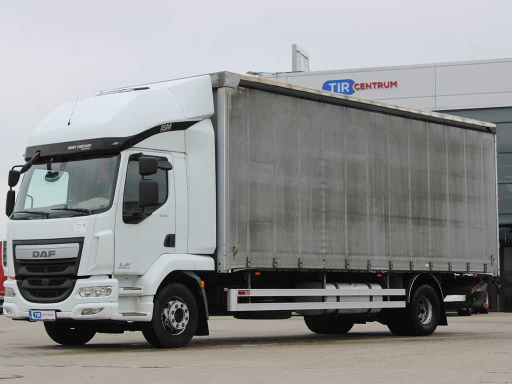 DAF LF 250 FA, HYDRAULIC LIFT, EURO 6 - 커튼사이더 트럭 : 사진 1 DAF LF 250 FA, HYDRAULIC LIFT, EURO 6 - 커튼사이더 트럭 : 사진 1