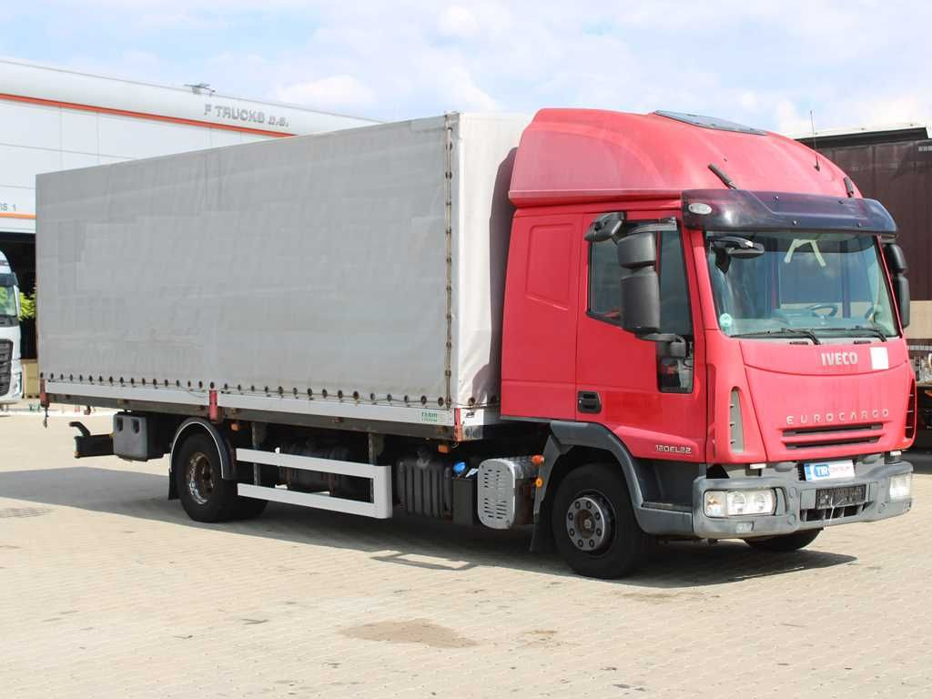 Iveco EUROCARGO 120E22 - 커튼사이더 트럭 : 사진 2 Iveco EUROCARGO 120E22 - 커튼사이더 트럭 : 사진 2