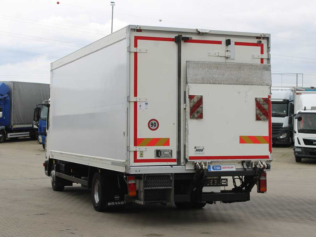 MAN TGL 12.210, EURO 4, HYDRAULIC FRONT, CARRIER SUPRA 850 Mt, 2X EVAPORATOR - 냉동탑차 : 사진 5 MAN TGL 12.210, EURO 4, HYDRAULIC FRONT, CARRIER SUPRA 850 Mt, 2X EVAPORATOR - 냉동탑차 : 사진 5