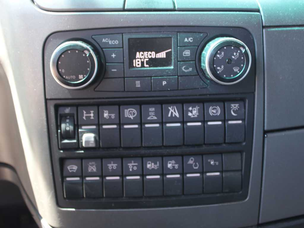 트랙터 유닛 MAN TGX 18.480, EURO 6, LOWDECK, INDEPENDENT AIR CONDITIONING : 사진 13