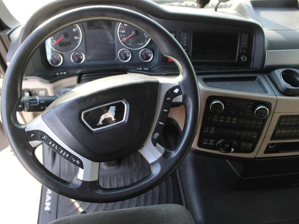 트랙터 유닛 MAN TGX 18.500, LOWDECK, NAVIGATION, RETARDER, EURO 6 : 사진 8 트랙터 유닛 MAN TGX 18.500, LOWDECK, NAVIGATION, RETARDER, EURO 6 : 사진 8