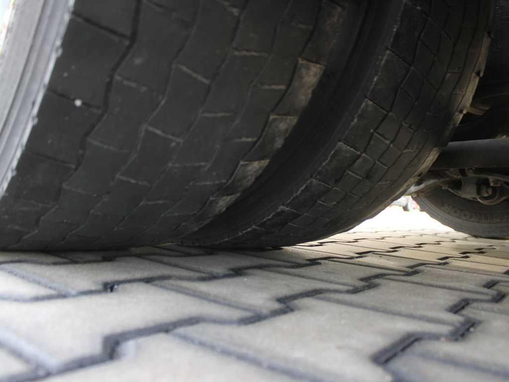 트랙터 유닛 MAN TGX 18.500, LOWDECK, NAVIGATION, RETARDER, EURO 6 : 사진 15 트랙터 유닛 MAN TGX 18.500, LOWDECK, NAVIGATION, RETARDER, EURO 6 : 사진 15