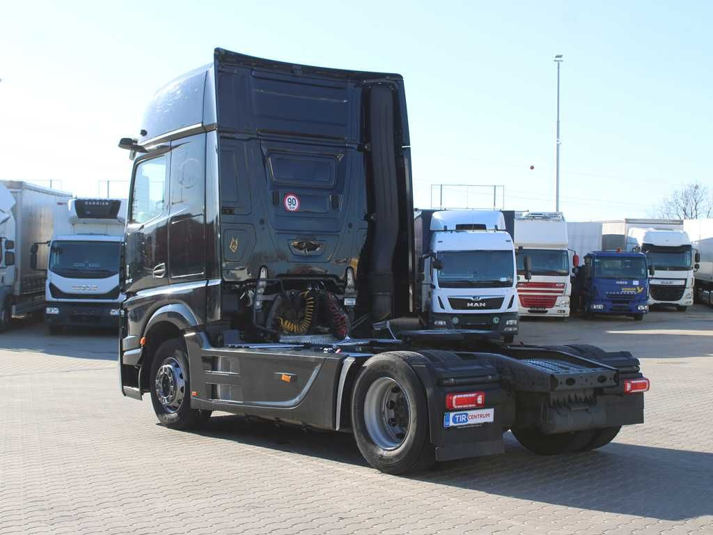 Mercedes-Benz Actros 1848, EURO 6, NAVIGATION, GIGA SPACE Mercedes-Benz Actros 1848, EURO 6, NAVIGATION, GIGA SPACE - 트랙터 유닛 : 사진 4 Mercedes-Benz Actros 1848, EURO 6, NAVIGATION, GIGA SPACE Mercedes-Benz Actros 1848, EURO 6, NAVIGATION, GIGA SPACE - 트랙터 유닛 : 사진 4