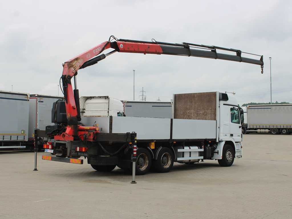 Mercedes-Benz Actros 2644, 6X4, EURO 4, HYDRAULIC ARM FASSI F210 - 드롭사이드/ 플랫베드 트럭, 크레인 트럭 : 사진 4 Mercedes-Benz Actros 2644, 6X4, EURO 4, HYDRAULIC ARM FASSI F210 - 드롭사이드/ 플랫베드 트럭, 크레인 트럭 : 사진 4