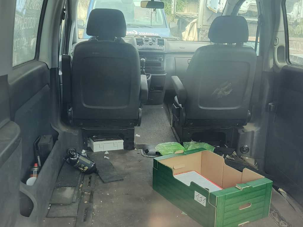 Mercedes-Benz VITO 113 CDI - 패널 밴 : 사진 3 Mercedes-Benz VITO 113 CDI - 패널 밴 : 사진 3