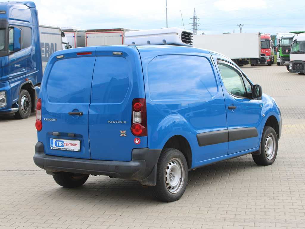 Peugeot PEUGEOT PARTNER, 4X4, CARRIER NEOS 100 - 냉동 밴 : 사진 4 Peugeot PEUGEOT PARTNER, 4X4, CARRIER NEOS 100 - 냉동 밴 : 사진 4