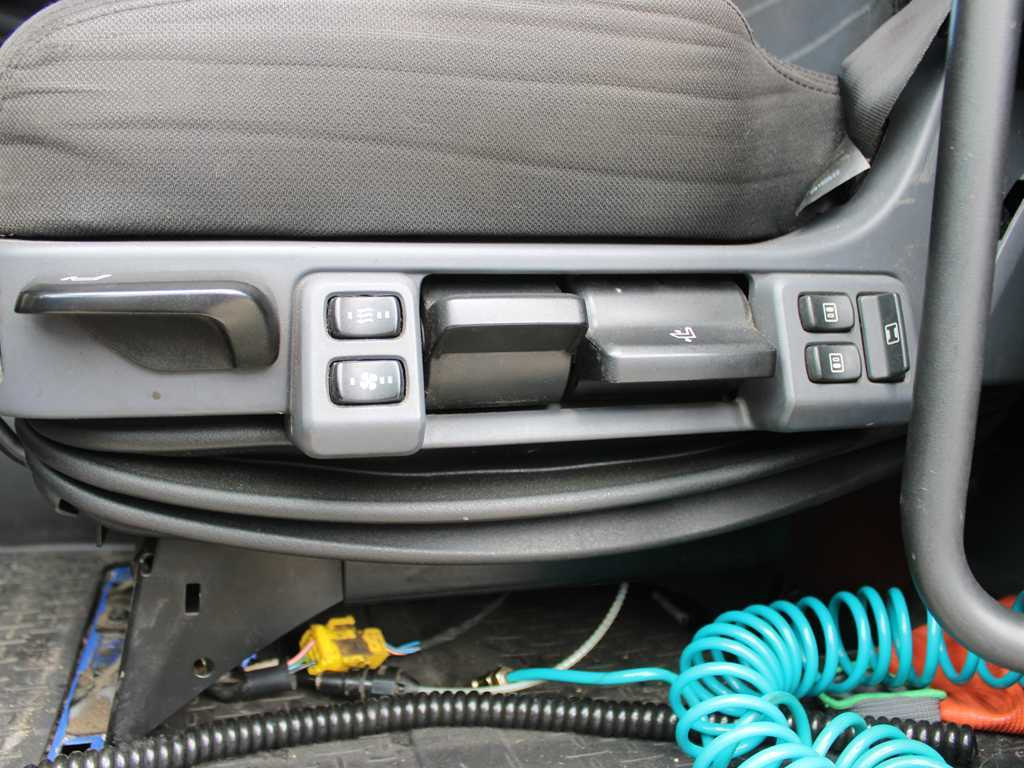 Scania R410, EURO 6, LOWDECK, RETARDER, NAVIGATION - 트랙터 유닛 : 사진 5 Scania R410, EURO 6, LOWDECK, RETARDER, NAVIGATION - 트랙터 유닛 : 사진 5