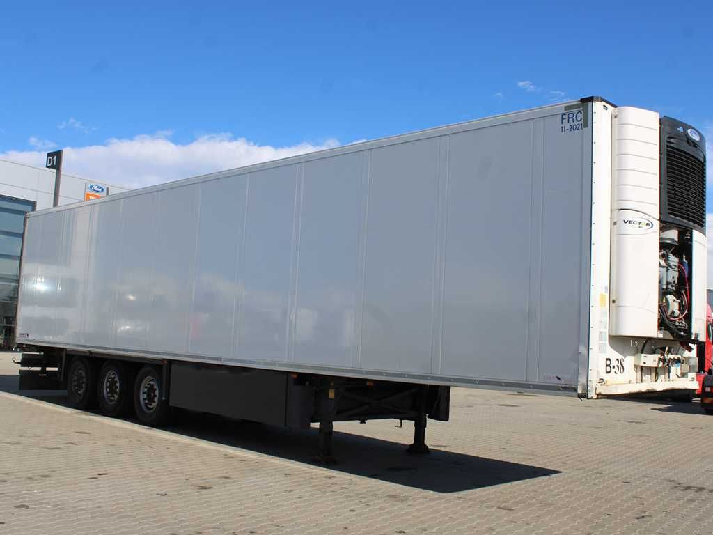 Schmitz Cargobull SKO 24/L - 13.4 FP 60 COOL, CARRIER 6760mth - 밀폐형 박스 세미 트레일러 : 사진 2 Schmitz Cargobull SKO 24/L - 13.4 FP 60 COOL, CARRIER 6760mth - 밀폐형 박스 세미 트레일러 : 사진 2