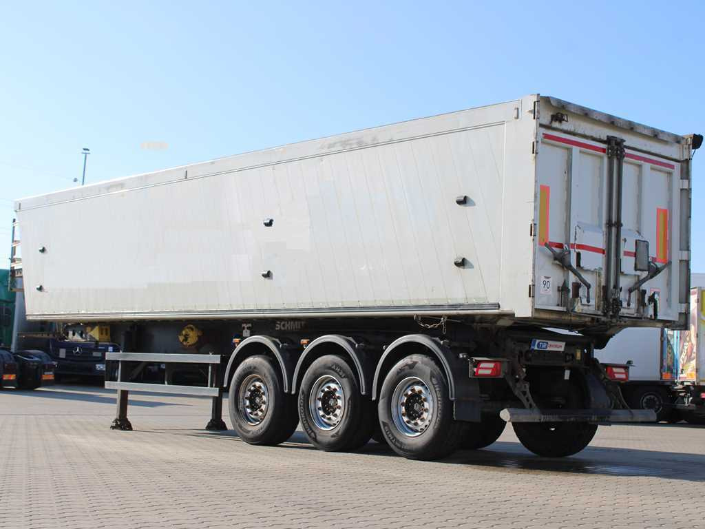 Schmitz SKI 24 SL 10.5, AXLES 9t, 49m³, LIFTING AXLE, ALUMINUM BODY - 덤프 세미 트레일러 : 사진 4 Schmitz SKI 24 SL 10.5, AXLES 9t, 49m³, LIFTING AXLE, ALUMINUM BODY - 덤프 세미 트레일러 : 사진 4
