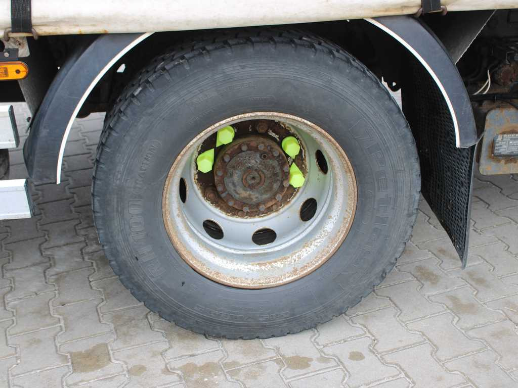 커튼사이더 트럭 Volvo FL 240, EURO 5, HYDRAULIC FRONT, TIRES 80% : 사진 15 커튼사이더 트럭 Volvo FL 240, EURO 5, HYDRAULIC FRONT, TIRES 80% : 사진 15