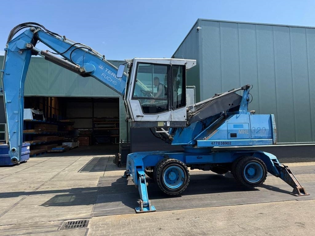 Fuchs MHL 320 - 폐기물/ 산업 처리기 : 사진 2 Fuchs MHL 320 - 폐기물/ 산업 처리기 : 사진 2